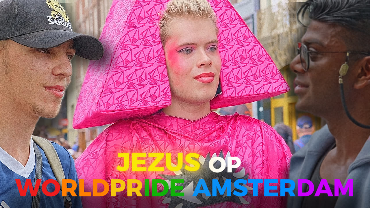 Videostill — drie gezichten in gesprek op WorldPride Amsterdam